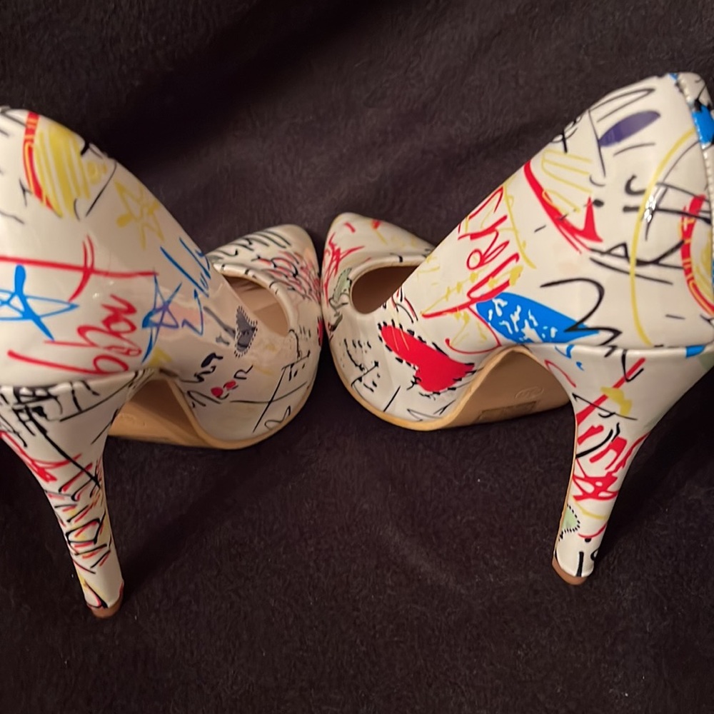Graffiti heels
